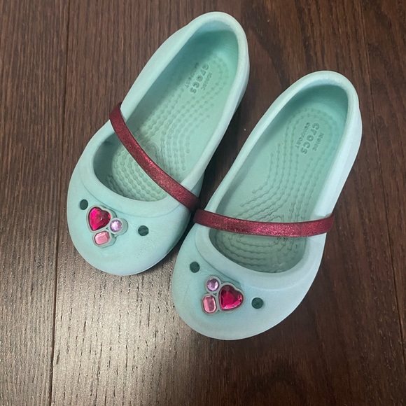 Kid’s slippers - Picture 2 of 2